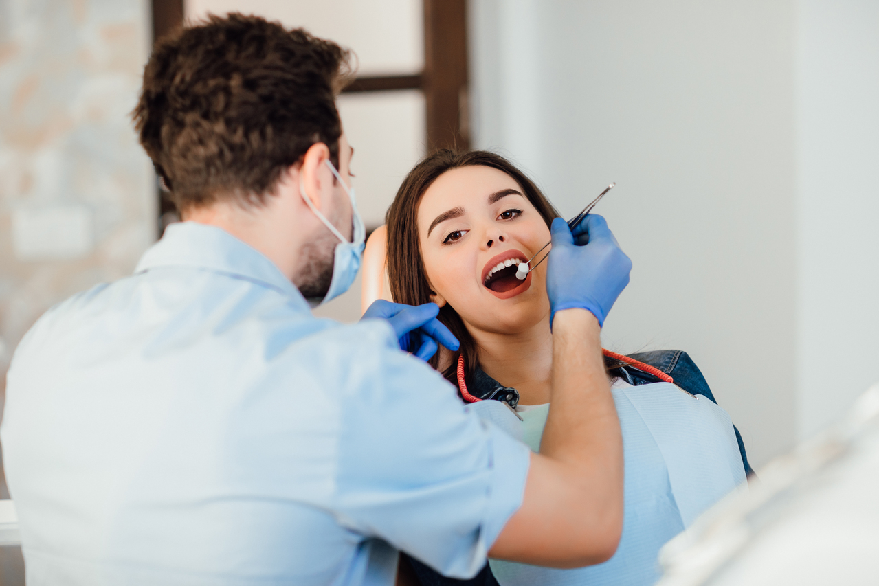 Common Oral Health Issues That General Dentists Treat in Houston