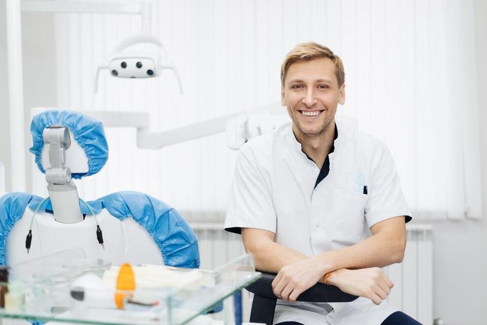 Common Dental Problems and How a General Dentist in Houston Can Help