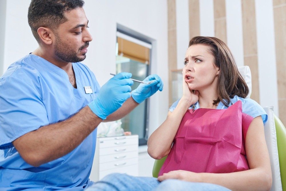 Who Needs Full Mouth Reconstruction? Signs Patients Shouldn’t Ignore