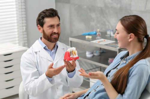 How to Choose Between Saving a Tooth and Getting a Dental Implant